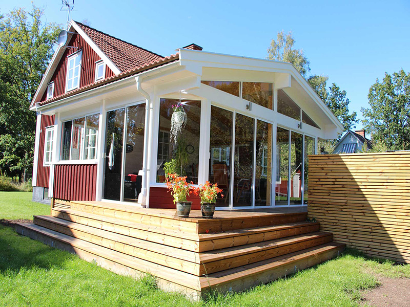 9. Bygga Uterum inglasad Veranda (2)